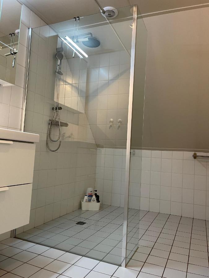 Karibu Het Voorhuis 2 Tot 6 Persoons Luxe Slaapkamers Met Een Mooie Woonkeuken Daarle Экстерьер фото